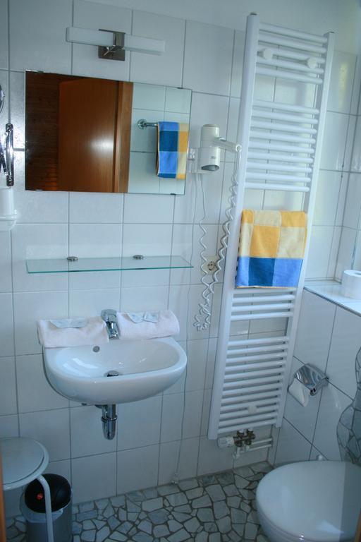 Pension Haus Butz Winterberg Habitación foto