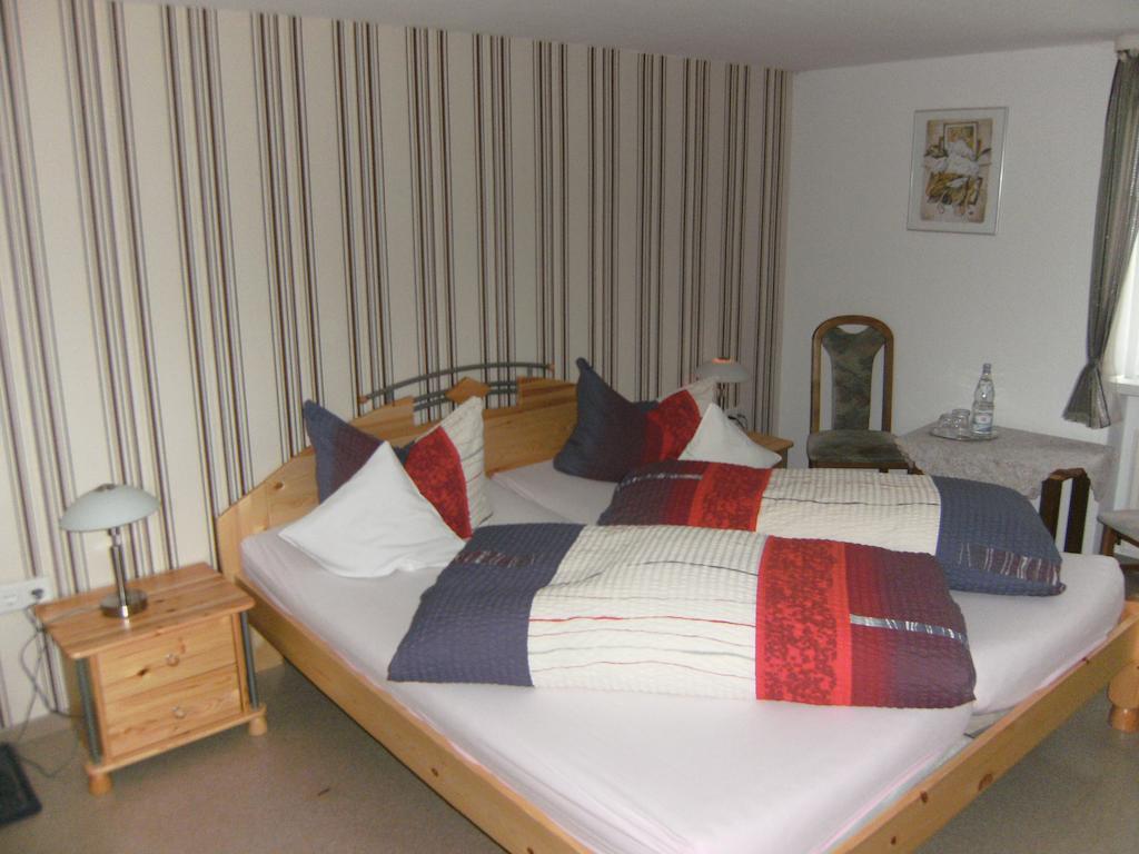 Pension Haus Butz Winterberg Habitación foto